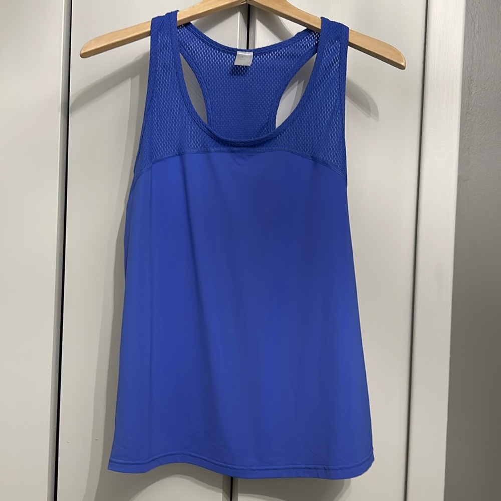 Gap athletic tank top with mesh detailing. Size large